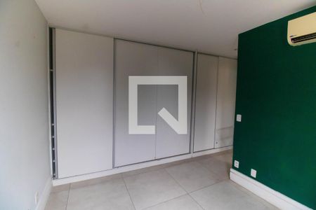 Suíte  de apartamento para alugar com 1 quarto, 45m² em Ingá, Niterói