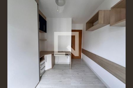 Quarto 2 de apartamento para alugar com 3 quartos, 91m² em Rio Branco, Porto Alegre