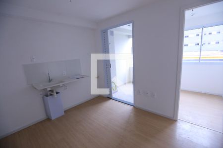 Sala/Cozinha de apartamento para alugar com 2 quartos, 30m² em Freguesia do Ó, São Paulo