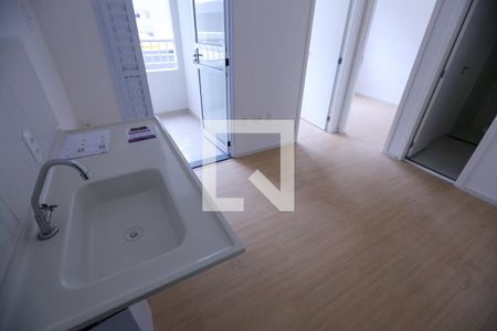 Cozinha de apartamento para alugar com 2 quartos, 30m² em Freguesia do Ó, São Paulo