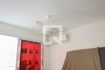 Sala de apartamento à venda com 2 quartos, 43m² em Encantado, Rio de Janeiro