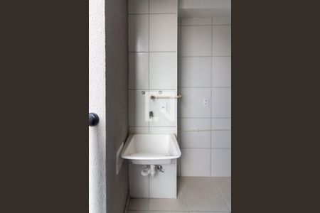 Varanda e Área de Serviço de apartamento para alugar com 2 quartos, 50m² em Usina Piratininga, São Paulo