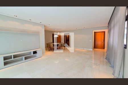 Apartamento à venda com 4 quartos, 192m² em Carmo, Belo Horizonte