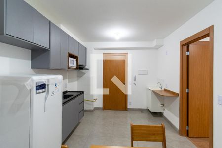Sala/Cozinha de apartamento para alugar com 1 quarto, 27m² em Jardim Oriental, São Paulo