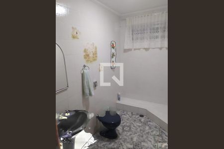 Casa à venda com 3 quartos, 240m² em Jardim Las Vegas, Santo André
