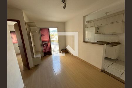 Sala de apartamento à venda com 2 quartos, 50m² em Todos Os Santos, Rio de Janeiro
