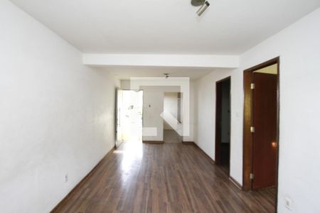 Sala de casa à venda com 2 quartos, 60m² em Caiçaras, Belo Horizonte