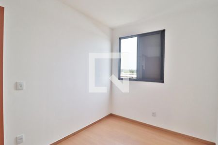 Quarto 1 de apartamento para alugar com 2 quartos, 64m² em Shopping Park, Uberlândia