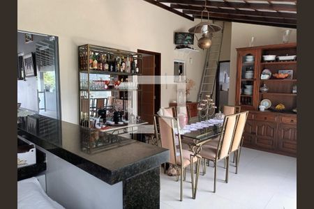 Casa para alugar com 3 quartos, 350m² em Jardim Atlântico Leste, Maricá