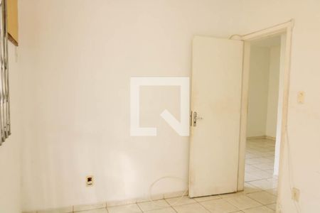 Quarto  de apartamento à venda com 1 quarto, 50m² em Pilares, Rio de Janeiro