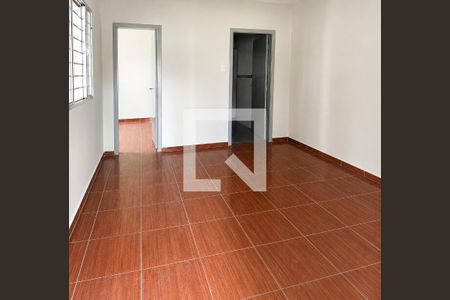 Sala de casa para alugar com 4 quartos, 220m² em Alto Caiçaras, Belo Horizonte