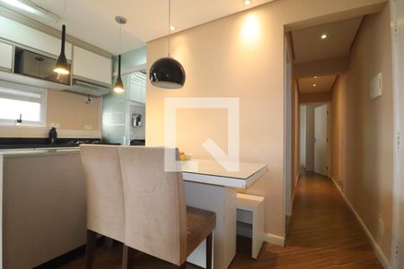 Sala de apartamento à venda com 2 quartos, 51m² em Vila Assunção, Santo André