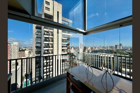 Varanda de apartamento à venda com 1 quarto, 80m² em Cerqueira César, São Paulo