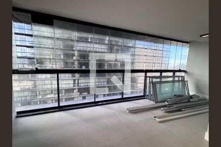 Sala de apartamento para alugar com 2 quartos, 84m² em Recreio dos Bandeirantes, Rio de Janeiro