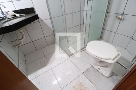 Banheiro Social de casa para alugar com 3 quartos, 200m² em Nova Uberlândia, Uberlândia