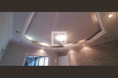 Casa para alugar com 3 quartos, 100m² em Jardim Benfeitor, Osasco