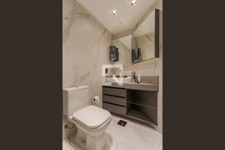 Banheiro de apartamento para alugar com 1 quarto, 55m² em Jardim Europa, Porto Alegre