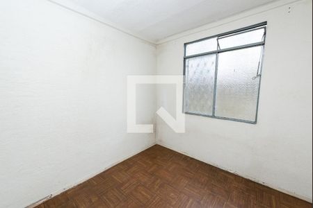 Quarto 1 de apartamento à venda com 2 quartos, 39m² em Industrial, Contagem