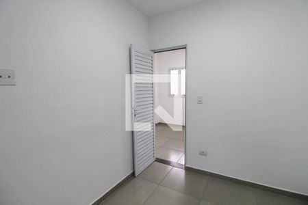 Quarto 1 de kitnet/studio para alugar com 1 quarto, 30m² em Jardim Bonfiglioli, São Paulo