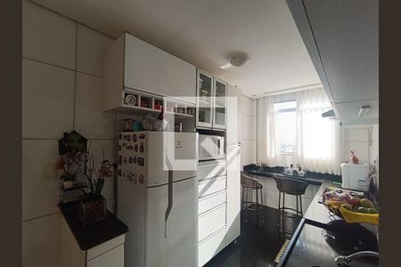 cozinha de apartamento à venda com 3 quartos, 130m² em Europa, Contagem