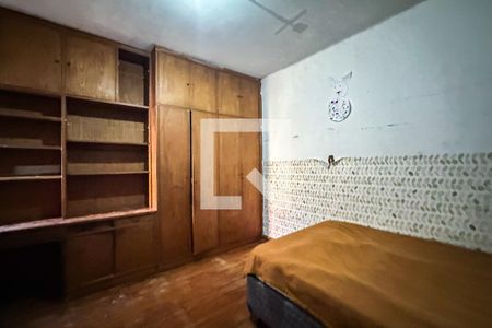 Quarto 2 de casa à venda com 10 quartos, 350m² em São Brás, São Paulo