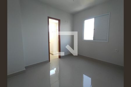 Quarto 1 de apartamento para alugar com 2 quartos, 48m² em Tibery, Uberlândia