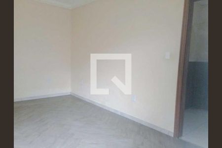 Quarto de casa para alugar com 2 quartos, 45m² em Centro, Belford Roxo