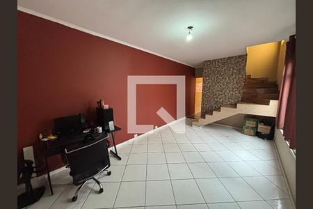 Sala de casa à venda com 3 quartos, 170m² em Jardim Santo Elias, São Paulo