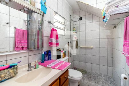 Banheiro da Suíte de casa para alugar com 6 quartos, 250m² em Vila Dionisia, São Paulo