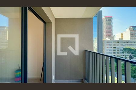 Varanda de kitnet/studio para alugar com 1 quarto, 25m² em Pinheiros, São Paulo