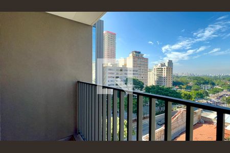 Varanda de kitnet/studio para alugar com 1 quarto, 25m² em Pinheiros, São Paulo