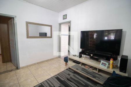 SALA de casa à venda com 4 quartos, 220m² em Parque Peruche, São Paulo