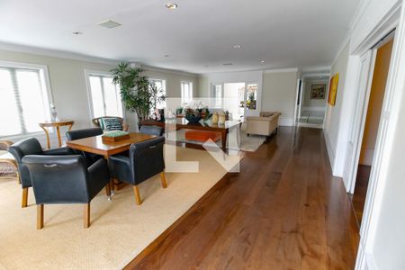 Sala 3 de casa à venda com 5 quartos, 1850m² em Retiro Morumbi, São Paulo