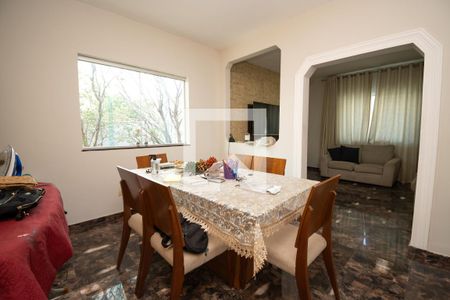 Copa de casa à venda com 3 quartos, 200m² em Nossa Senhora de Fatima, Contagem