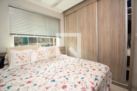 Quarto Suíte de casa à venda com 3 quartos, 200m² em Nossa Senhora de Fatima, Contagem