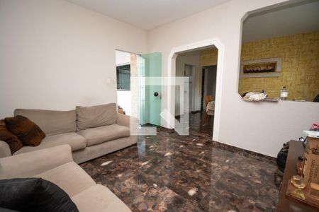 Sala de casa à venda com 3 quartos, 200m² em Nossa Senhora de Fatima, Contagem