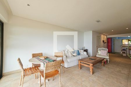 Apartamento para alugar com 3 quartos, 168m² em Recando Tortuga, Guarujá