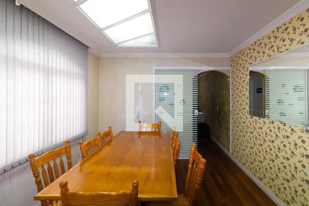 Sala de casa para alugar com 3 quartos, 250m² em Jardim Santa Adelia, São Paulo