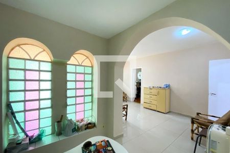 Sala 2 de casa à venda com 3 quartos, 400m² em Alto dos Pinheiros, Belo Horizonte