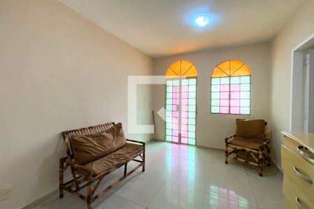 Sala de casa à venda com 3 quartos, 400m² em Alto dos Pinheiros, Belo Horizonte