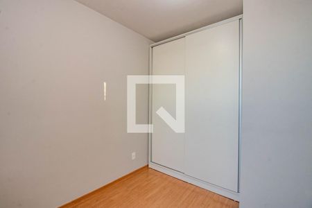 Quarto 2 de apartamento para alugar com 2 quartos, 46m² em Santa Fe, Porto Alegre