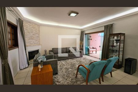 Casa à venda com 4 quartos, 241m² em Jardim Paulista I, Jundiaí