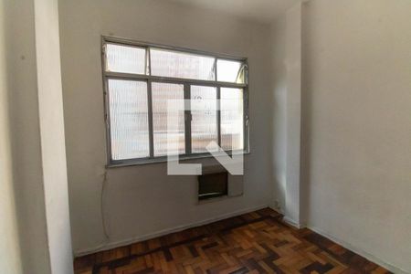 Quarto 2 de apartamento para alugar com 2 quartos, 80m² em Centro, Niterói