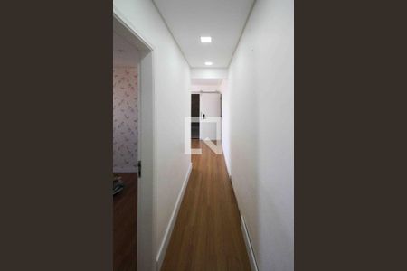 Corredor de apartamento para alugar com 2 quartos, 70m² em Alto da Mooca, São Paulo