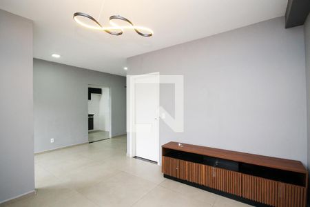 Sala 2 de apartamento para alugar com 1 quarto, 58m² em Jardim Marilu, Cotia