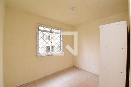 Quarto 1 de apartamento para alugar com 2 quartos, 40m² em Santa Cândida, Curitiba