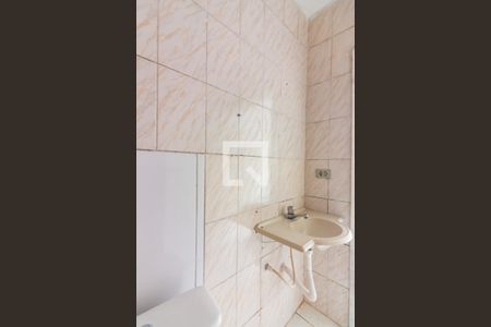Banheiro de casa para alugar com 1 quarto, 42m² em Veloso, Osasco