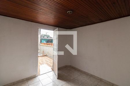 Quarto 2 de casa para alugar com 2 quartos, 52m² em Conjunto Residencial Prestes Maia, São Paulo