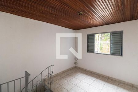 Quarto 1 de casa para alugar com 2 quartos, 52m² em Conjunto Residencial Prestes Maia, São Paulo