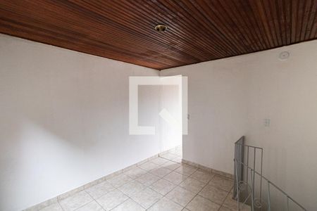 Quarto 1 de casa para alugar com 2 quartos, 52m² em Conjunto Residencial Prestes Maia, São Paulo